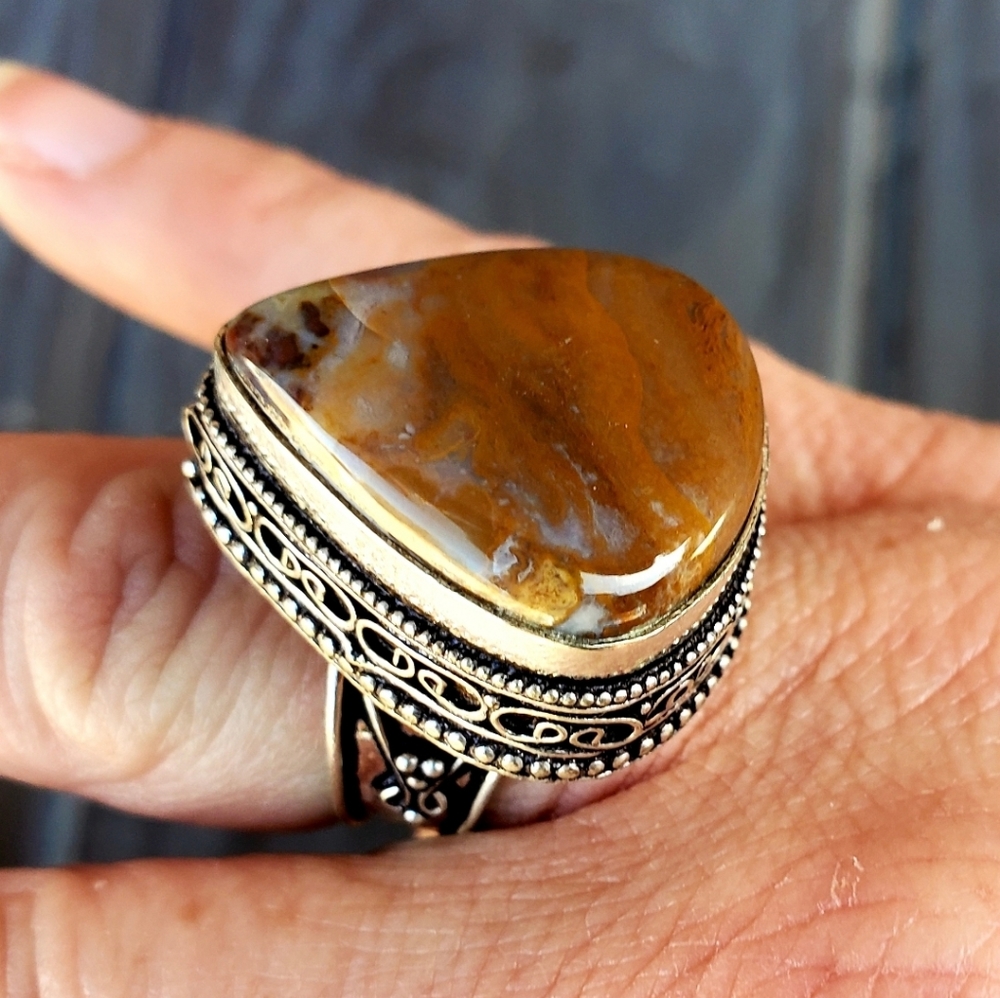 New Mookaite Jasper 925 Silver Ring.